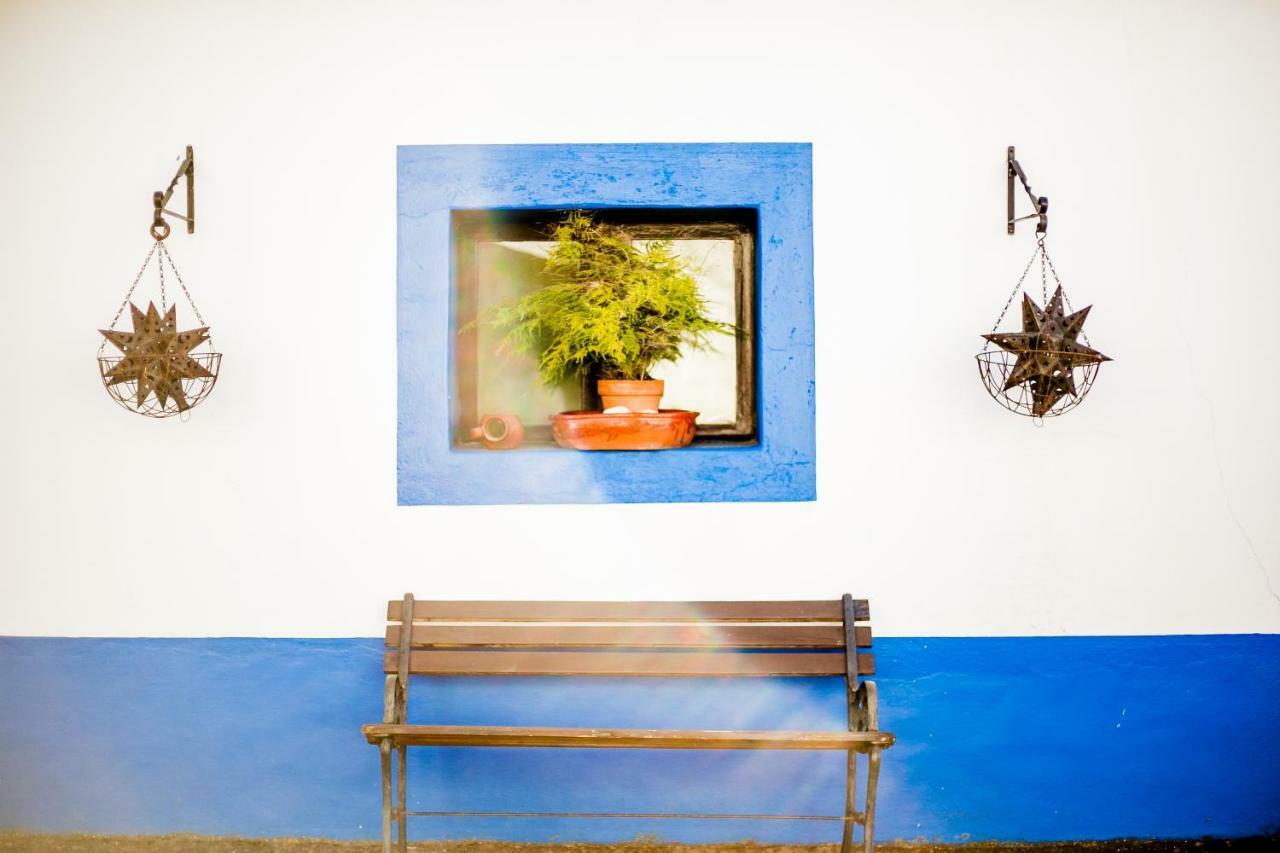 Carranca Lounge Bed & Breakfast เอโวรา ภายนอก รูปภาพ