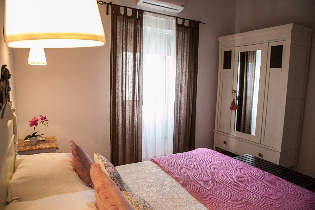 Carranca Lounge Bed & Breakfast เอโวรา ภายนอก รูปภาพ