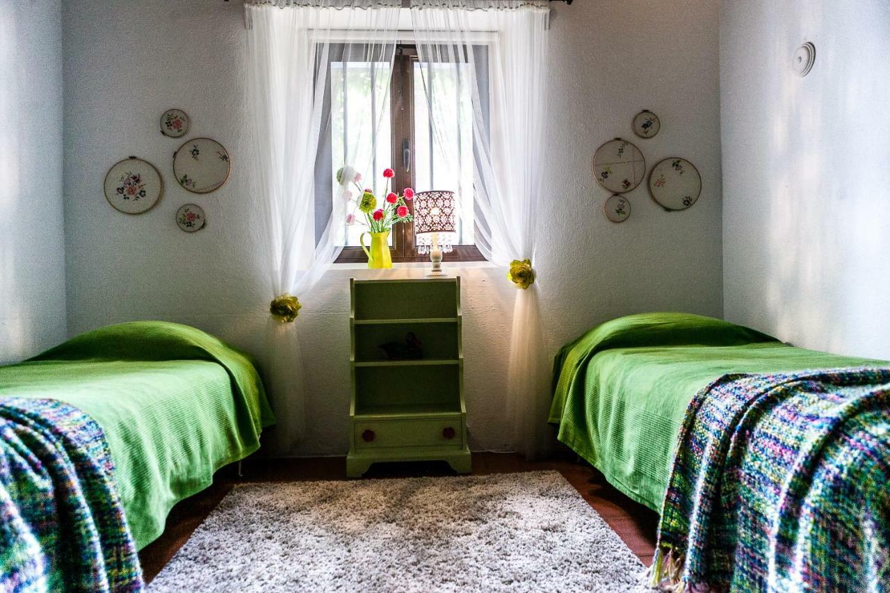 Carranca Lounge Bed & Breakfast เอโวรา ภายนอก รูปภาพ